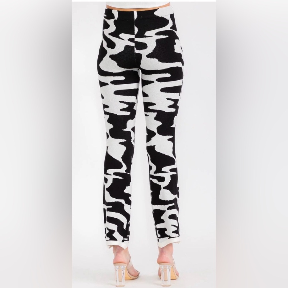 Baevely Cow Print Pants Size Small, Elastic Waist, Ankle Flare Pants Black White - Picture 3 of 11